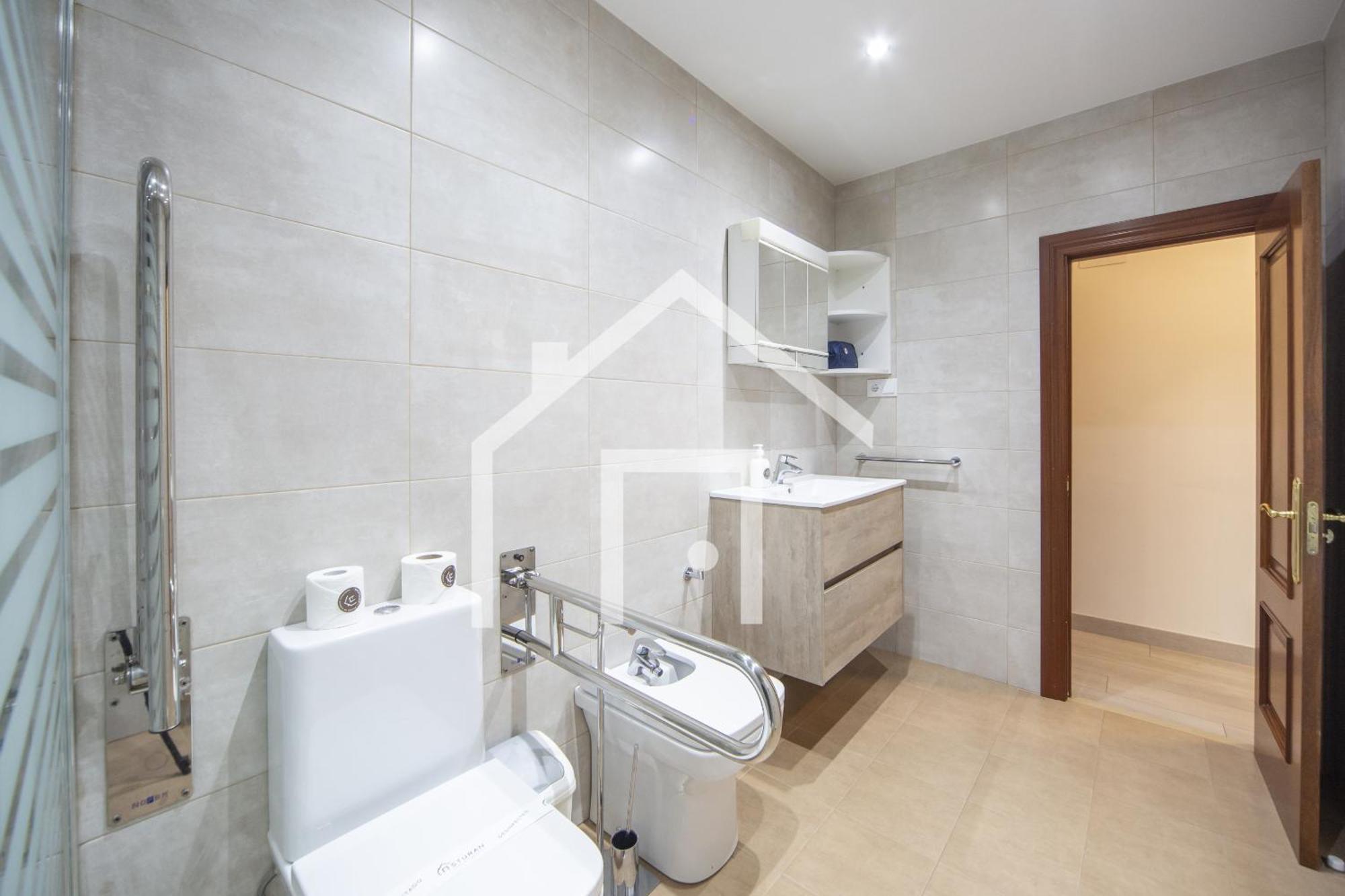 Ferienwohnung Atico Quintana II - Con Terraza, En El Centro Con Wifi Y Garaje Oviédo Exterior foto